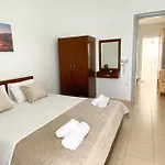 Dinos Apartaments
